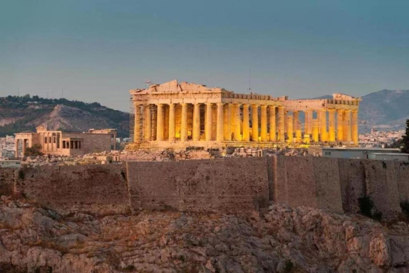 Acropolis Ancient World - 5 Minutes From Subway And Acropolis Museum Apartment Athens Exterior photo